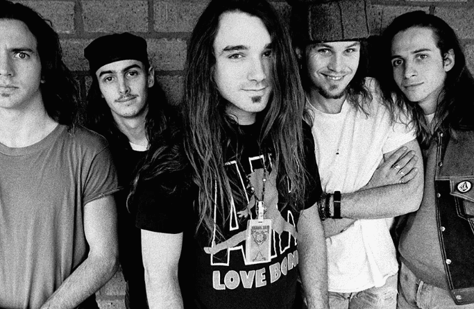 10 Things Every Fan Should Know About Pearl Jam